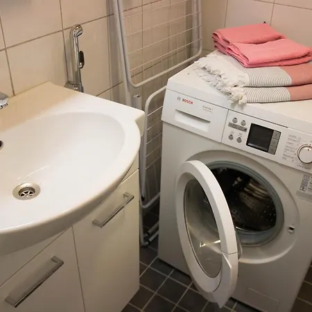 Orchid&sakura Kamppi